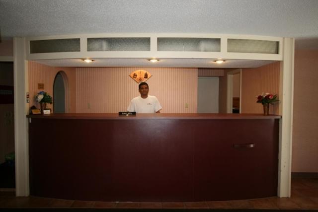 Executive Inn Ориндж Экстерьер фото